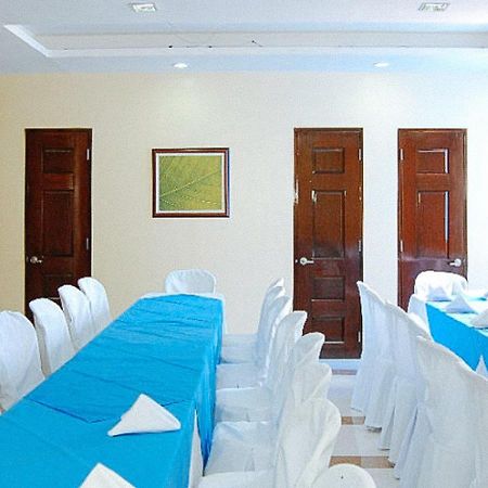 Sky Garden Hotel By Reddoorz Roxas City Exterior photo