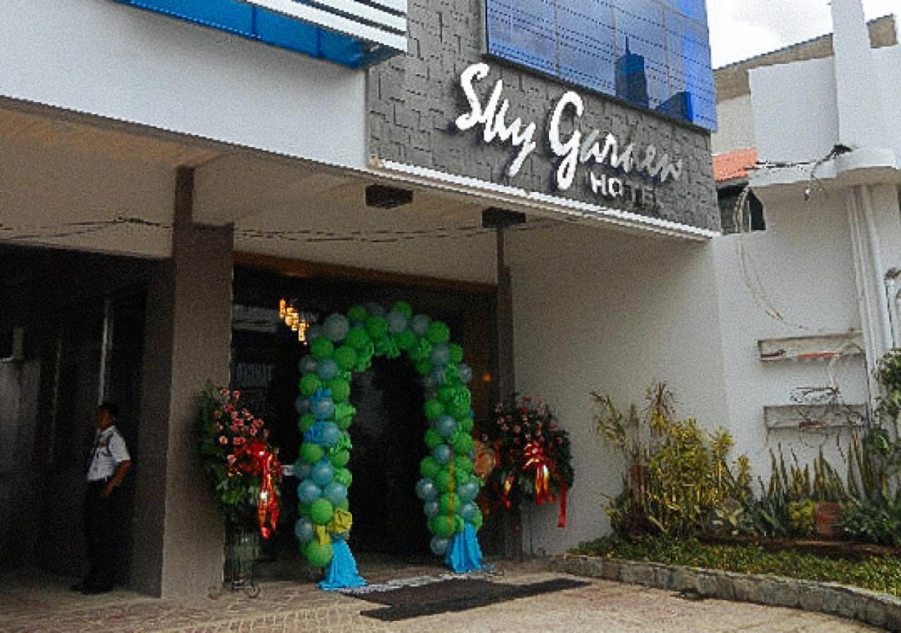Sky Garden Hotel By Reddoorz Roxas City Exterior photo